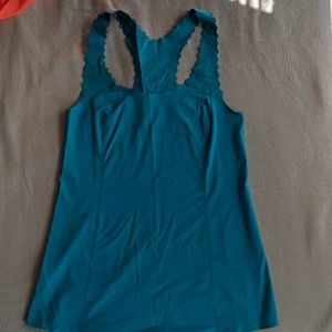 Lululemon Run a Marathon Singlet